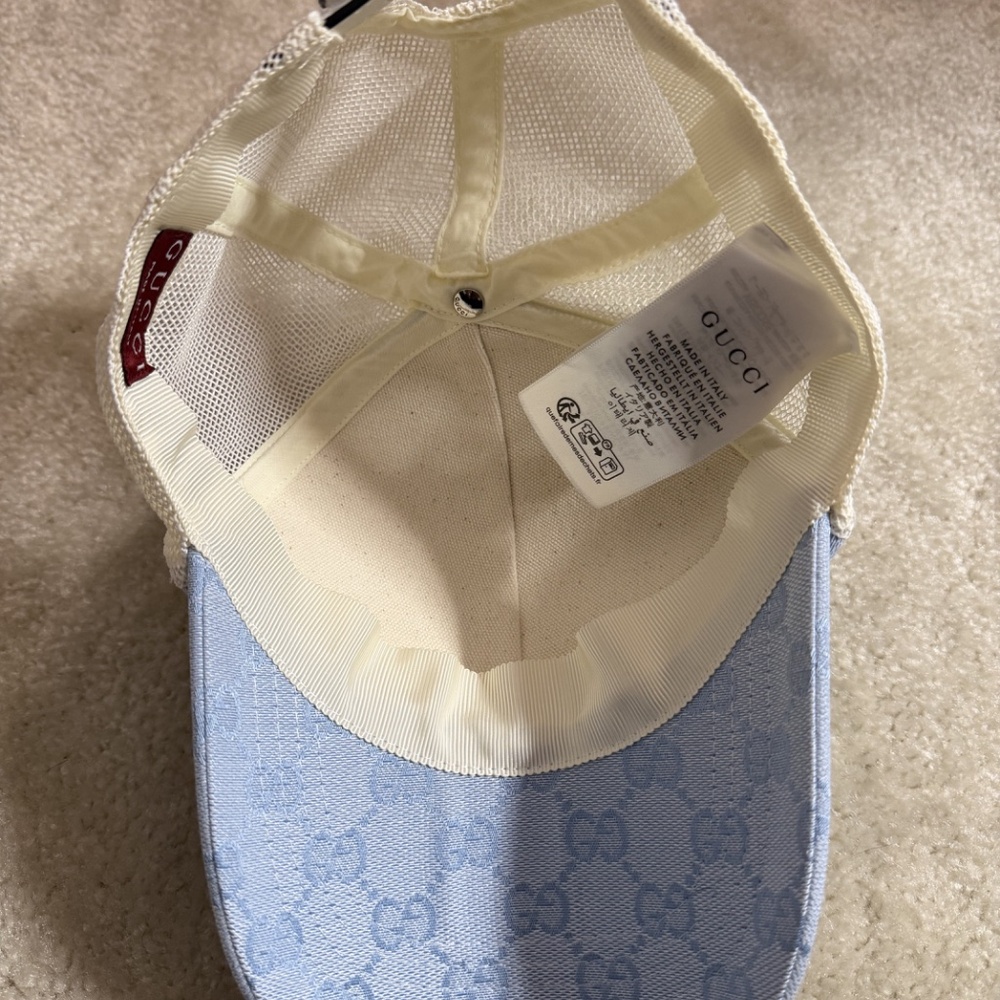 🔥 Gucci GG Monogram Mesh Trucker Hat – Light Blue 🔥 - Picture 2 of 5